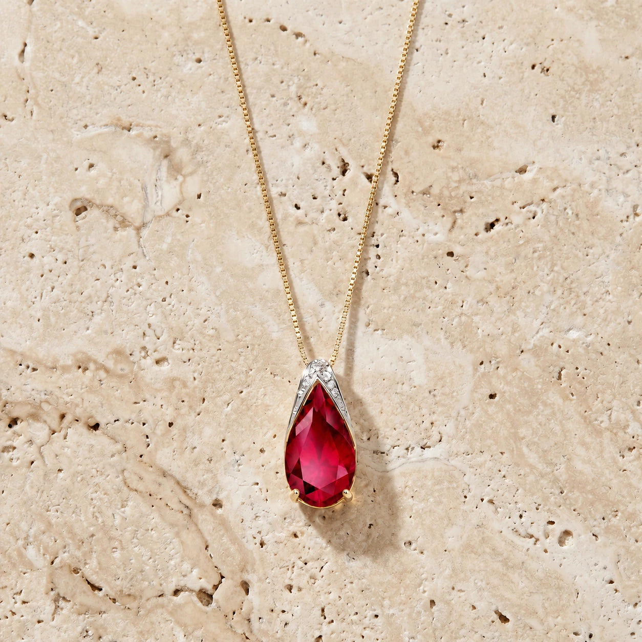 Yellow Gold Pendant Necklace Ruby 10K — Gilda