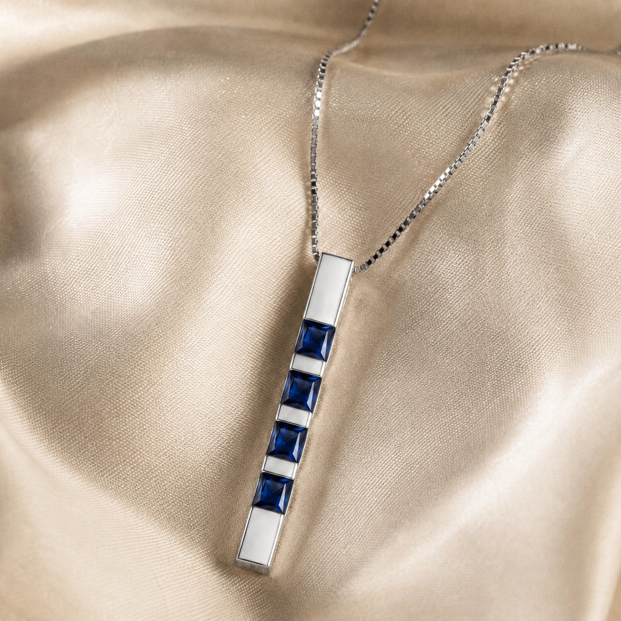 White Gold Eternal Necklace Sapphire 10K — Gioconda