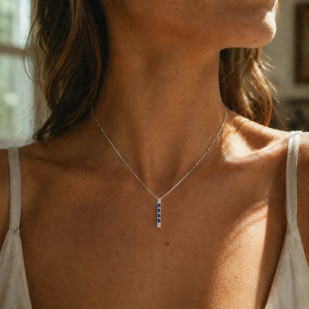 White Gold Eternal Necklace Sapphire 10K — Gioconda