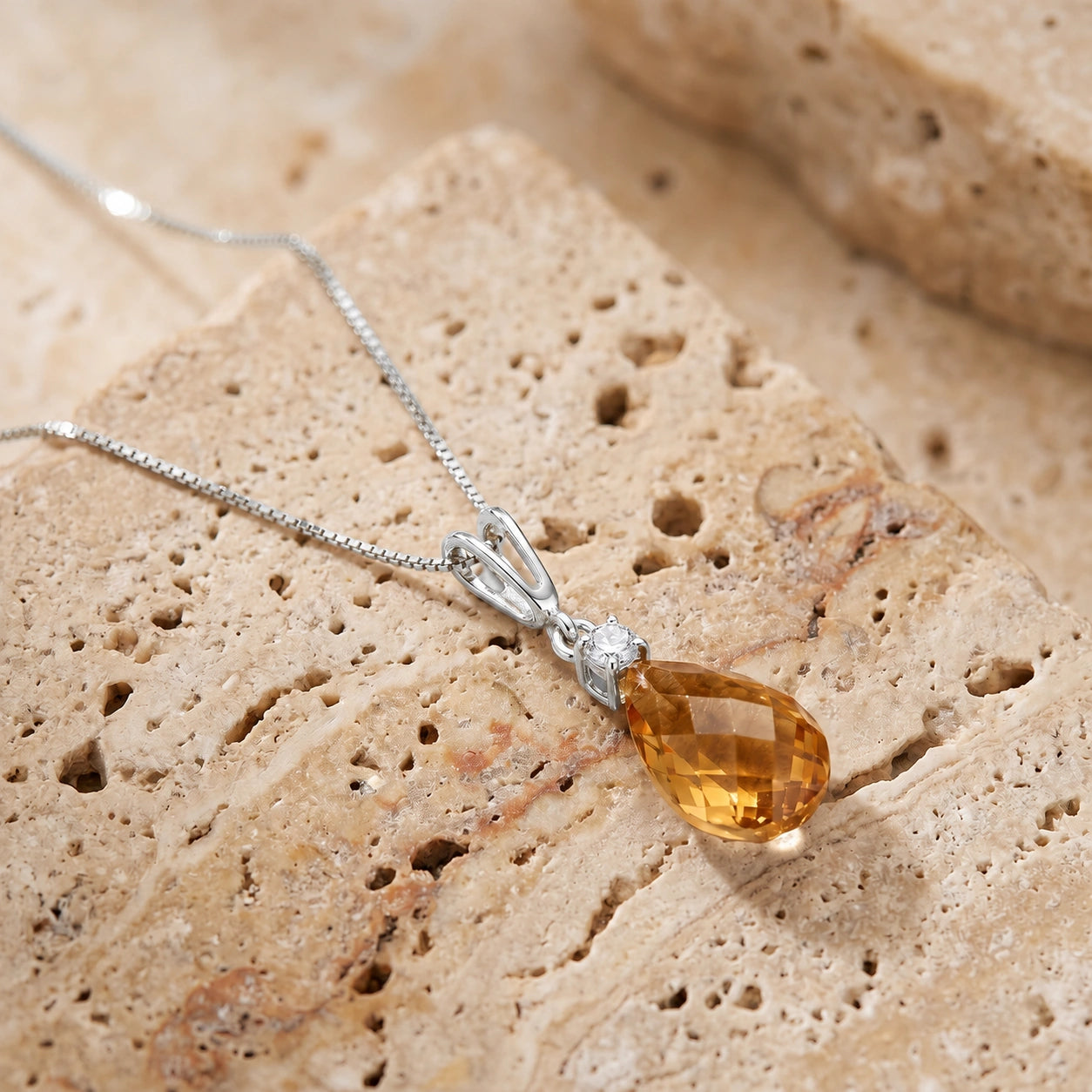 White Gold Diamond & Citrine — Genoveva