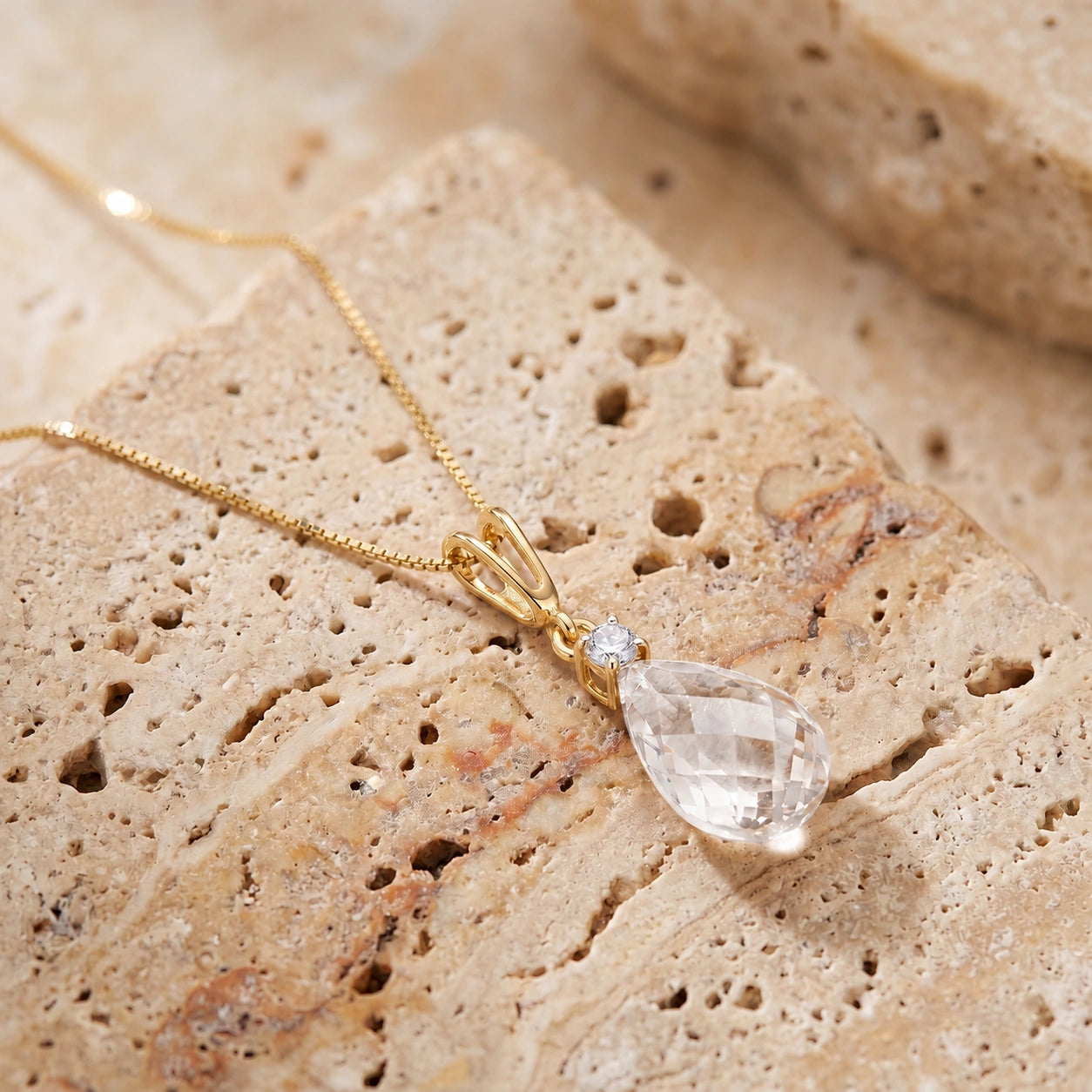 Yellow Gold White Topaz & Diamond — Genoveva