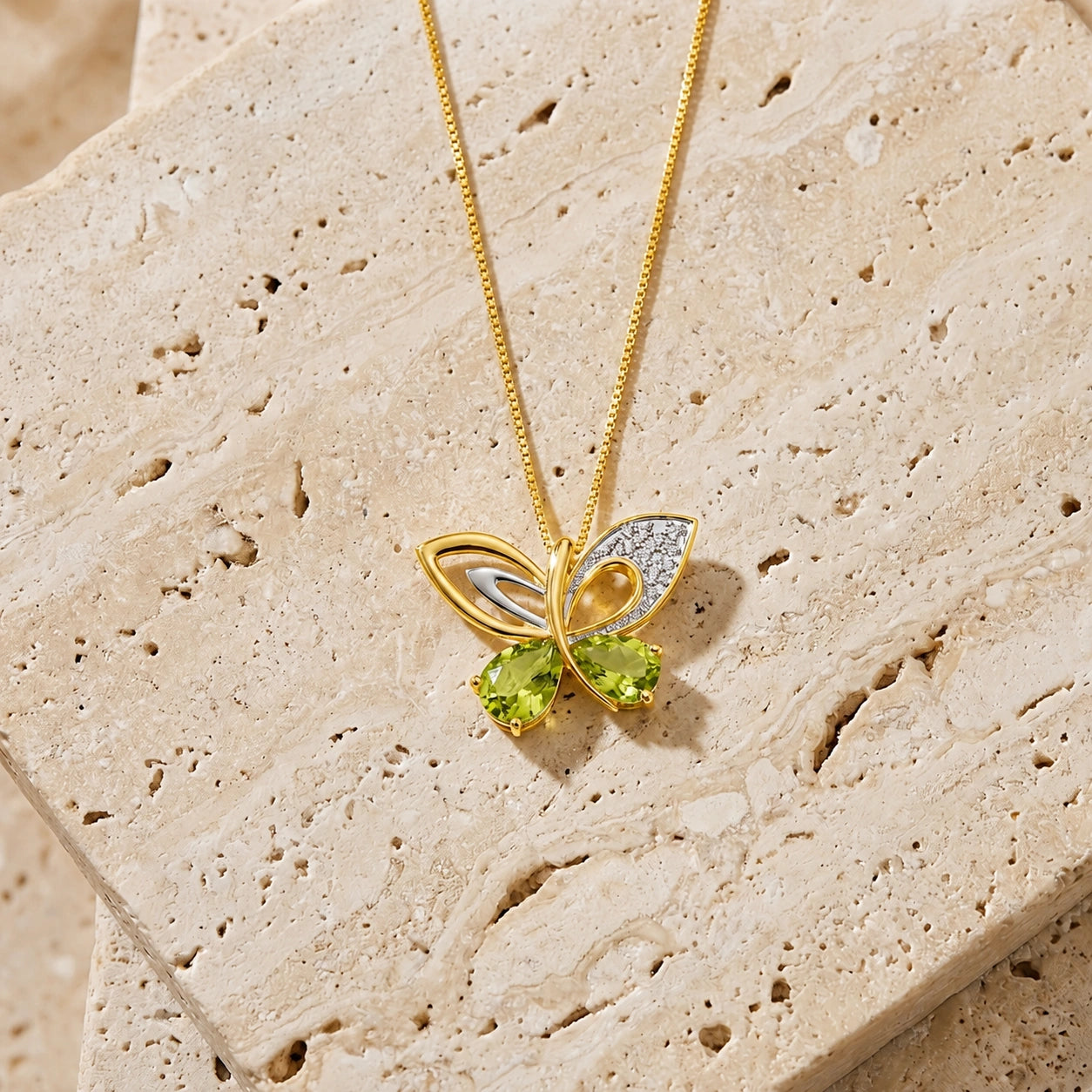 Yellow Gold Classic Pendant Necklace Peridot 10K — Fedora
