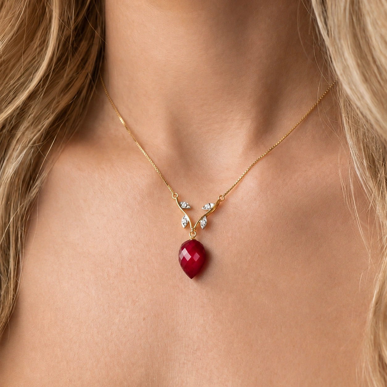 Yellow Gold Pendant Necklace Ruby 10K — Crescenza