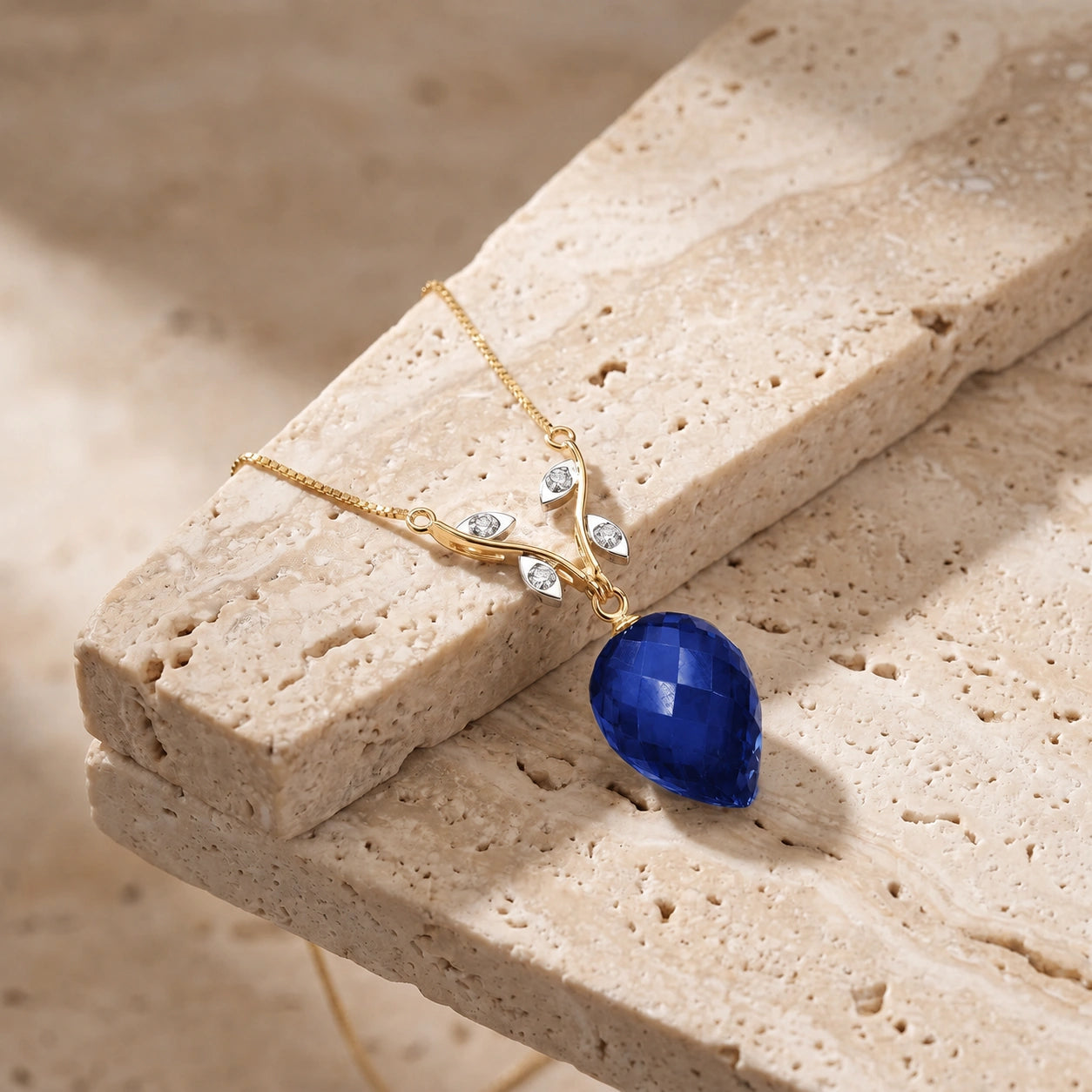Yellow Gold Pendant Necklace Sapphire 10K — Crescenza