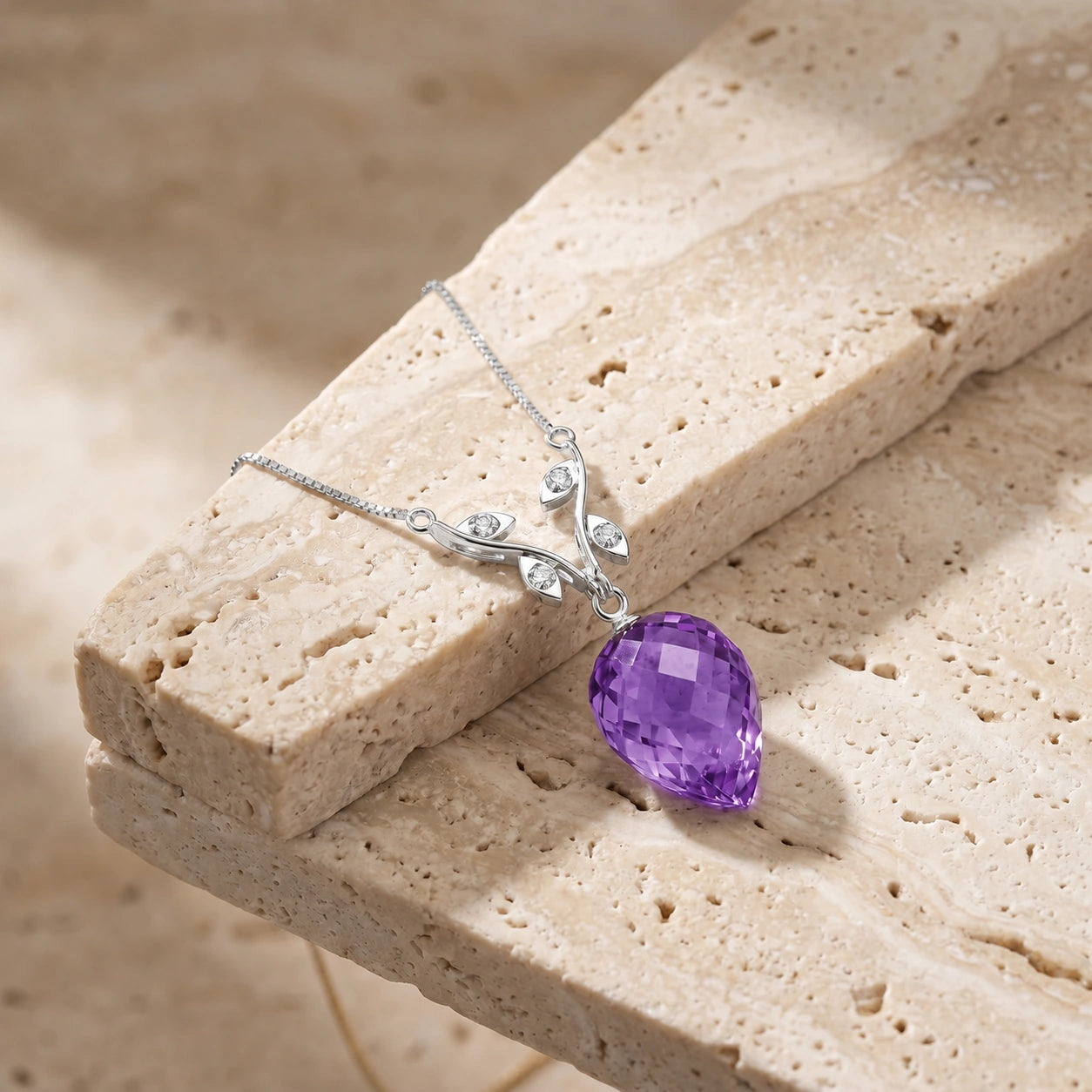 White Gold Pendant Necklace Amethyst 10K — Crescenza