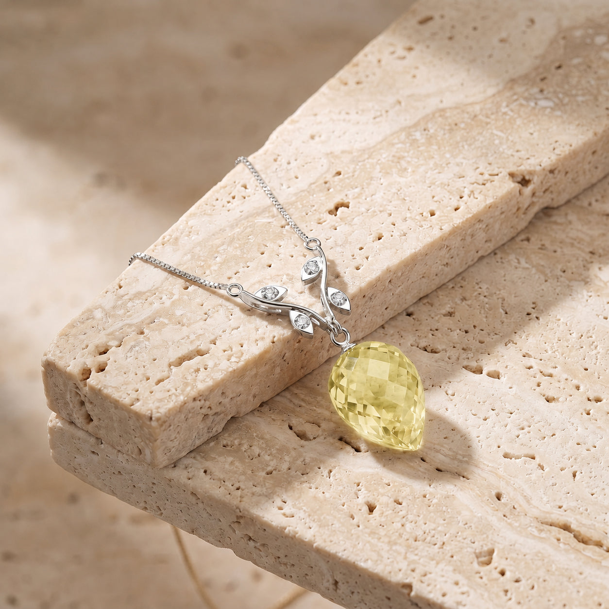 White Gold Pendant Necklace Citrine 10K — Crescenza
