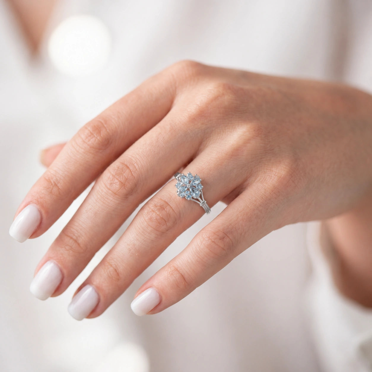 White Gold Aquamarine — Gloria