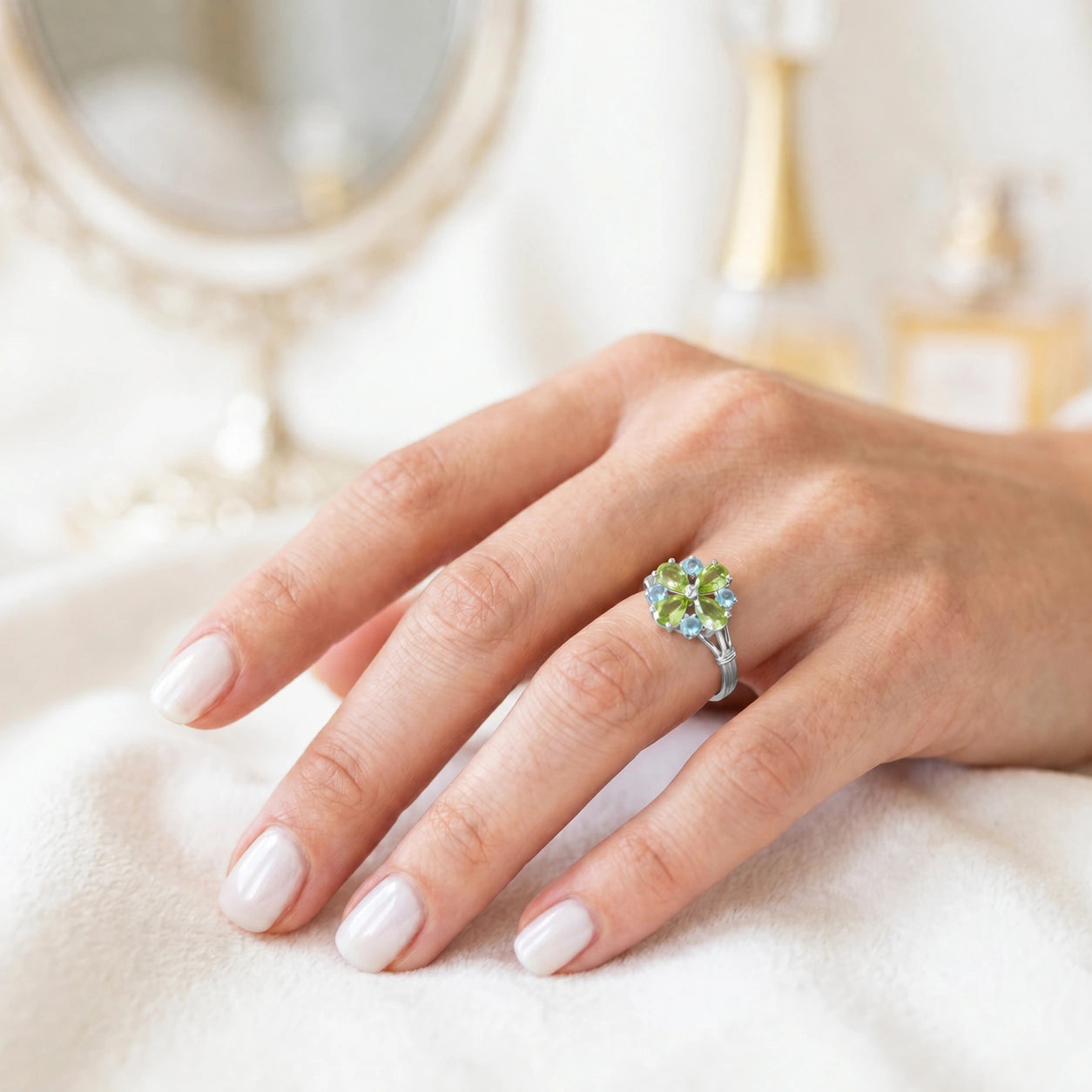White Gold Blue Topaz & Peridot — Gloria