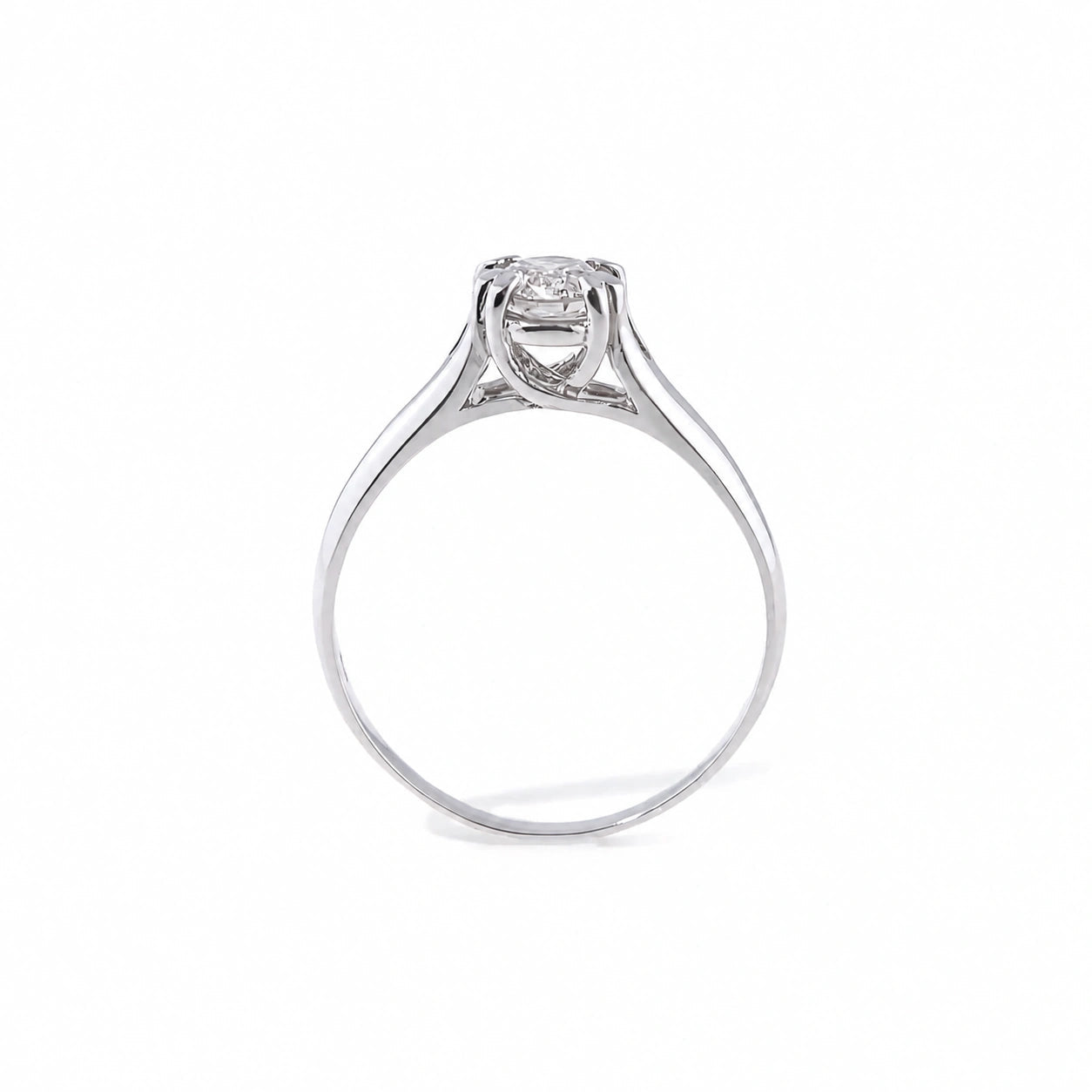 White Gold Ring Diamond 10K — Bernarda