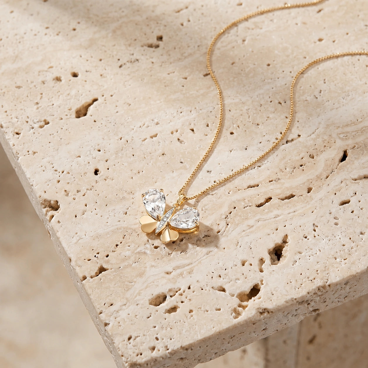 Yellow Gold Atelier Pendant Necklace White Topaz 10K — Flaminia