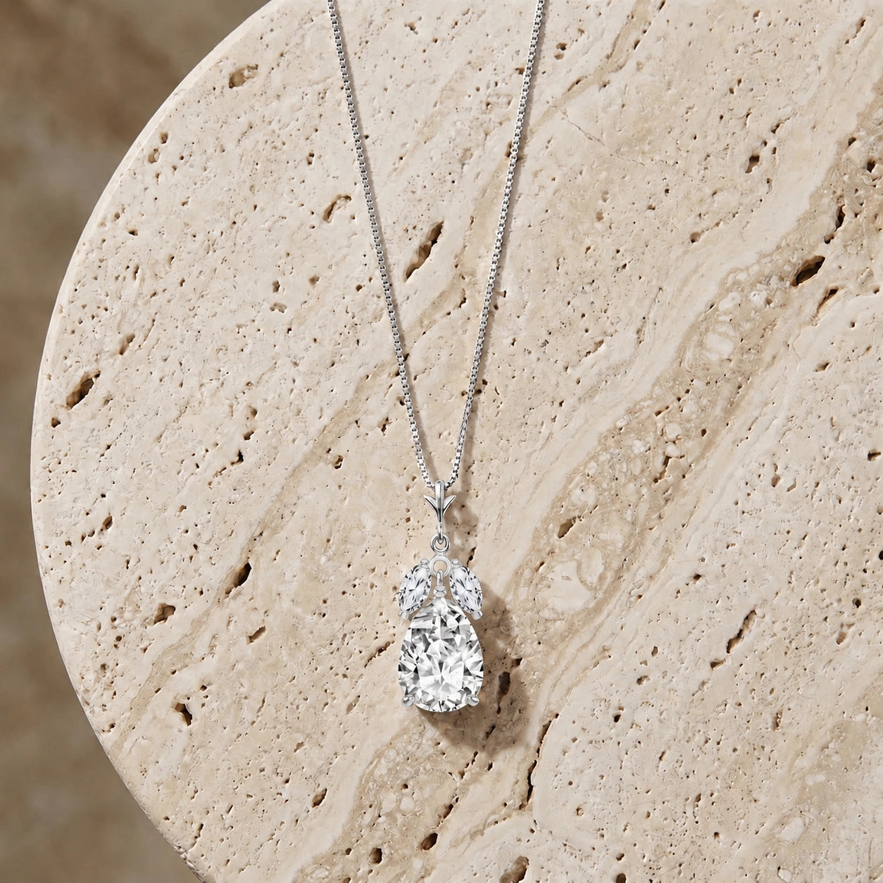 White Gold Rose Necklace Ruby 10K — Nina