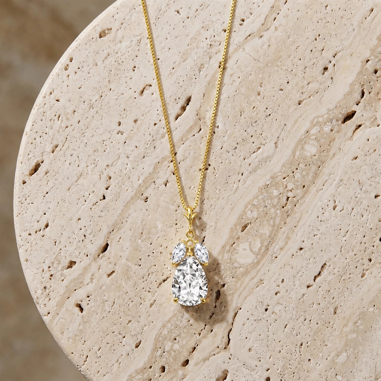 Yellow Gold Rose Necklace Ruby 10K — Nina