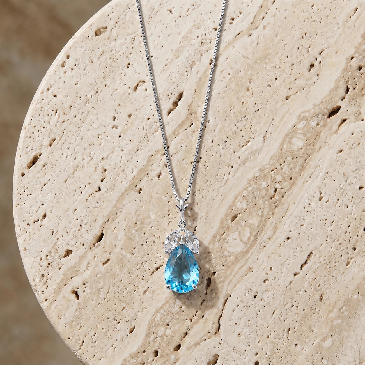 White Gold Rose Necklace Sapphire 10K — Nina