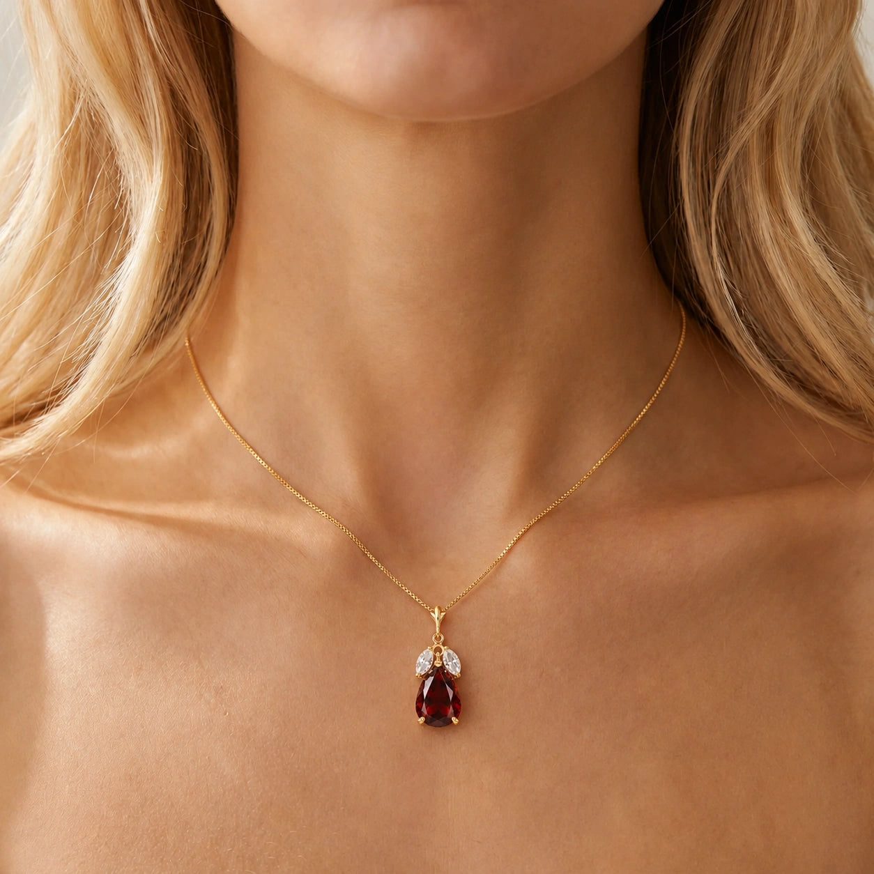 Yellow Gold Rose Necklace White Topaz 10K — Nina