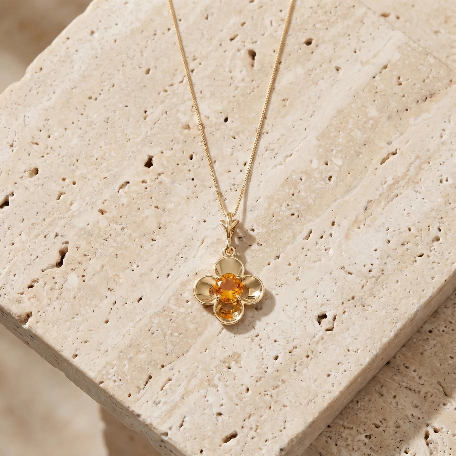 Yellow Gold Heritage Necklace Citrine 10K — Malvina