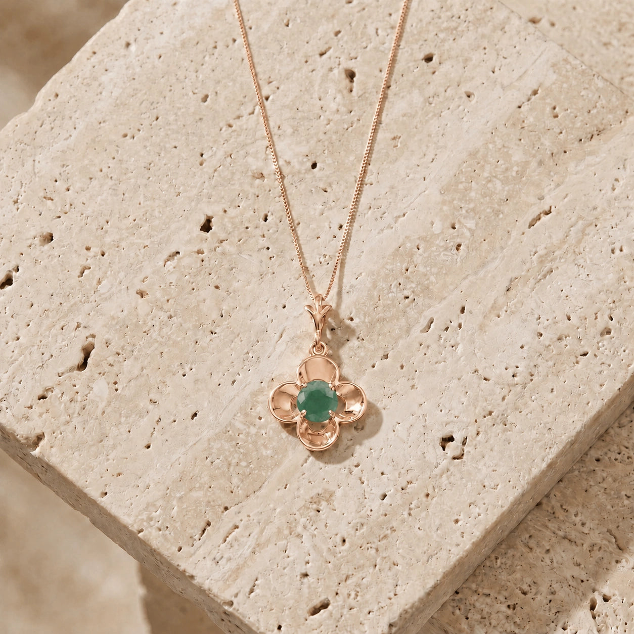 Rose Gold Heritage Necklace Emerald 10K — Malvina