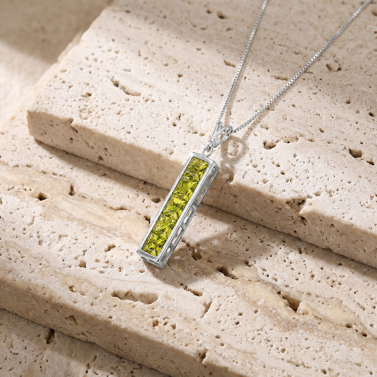 White Gold Necklace Aquamarine 10K — Giulietta