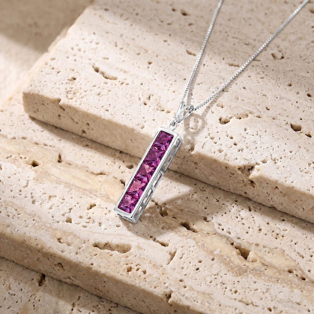 White Gold Necklace Garnet 10K — Giulietta