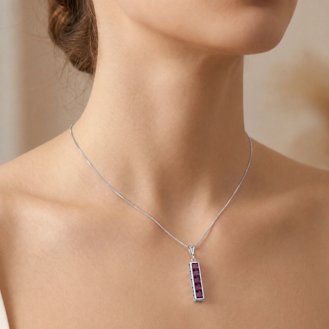 White Gold Necklace Garnet 10K — Giulietta