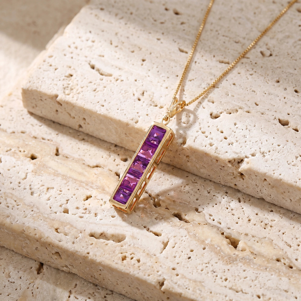 Yellow Gold Necklace Garnet 10K — Giulietta