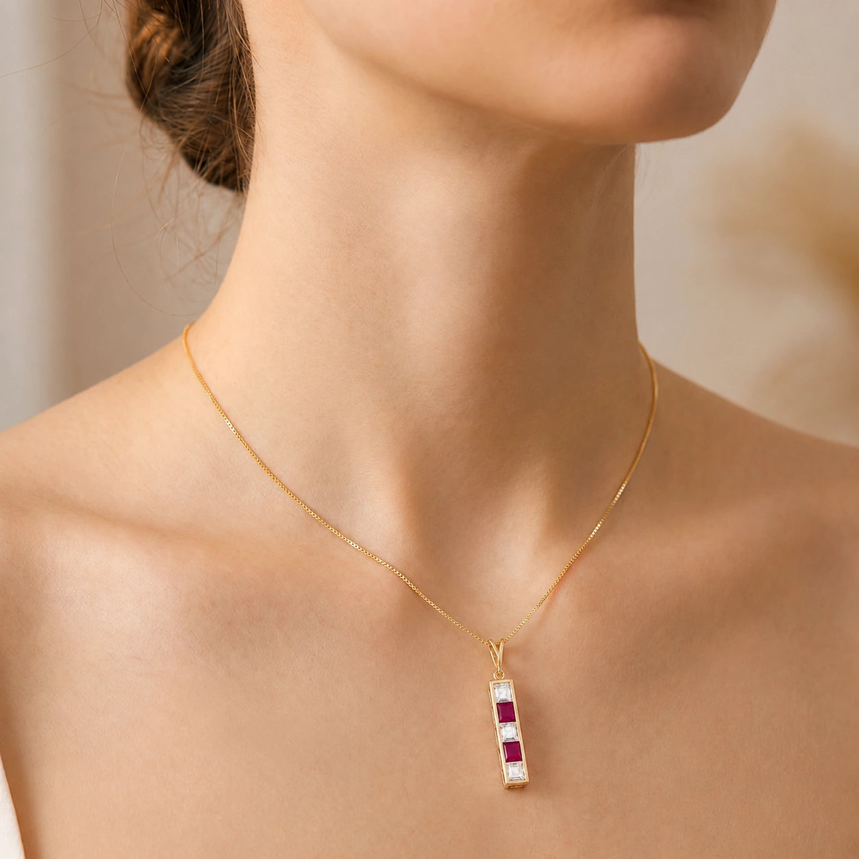 Yellow Gold Necklace White Topaz 10K — Giulietta