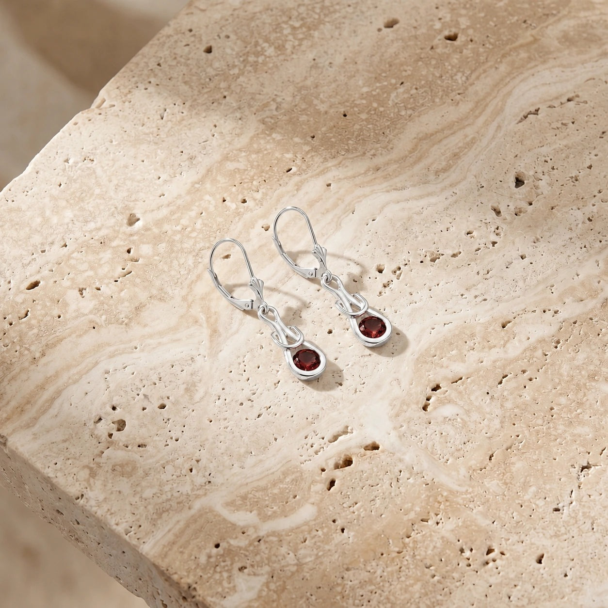White Gold Earrings Garnet 10K — Damiana
