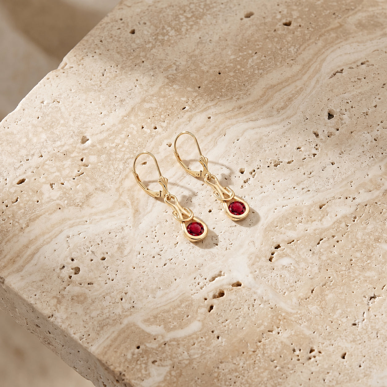 Yellow Gold Earrings Sapphire 10K — Damiana