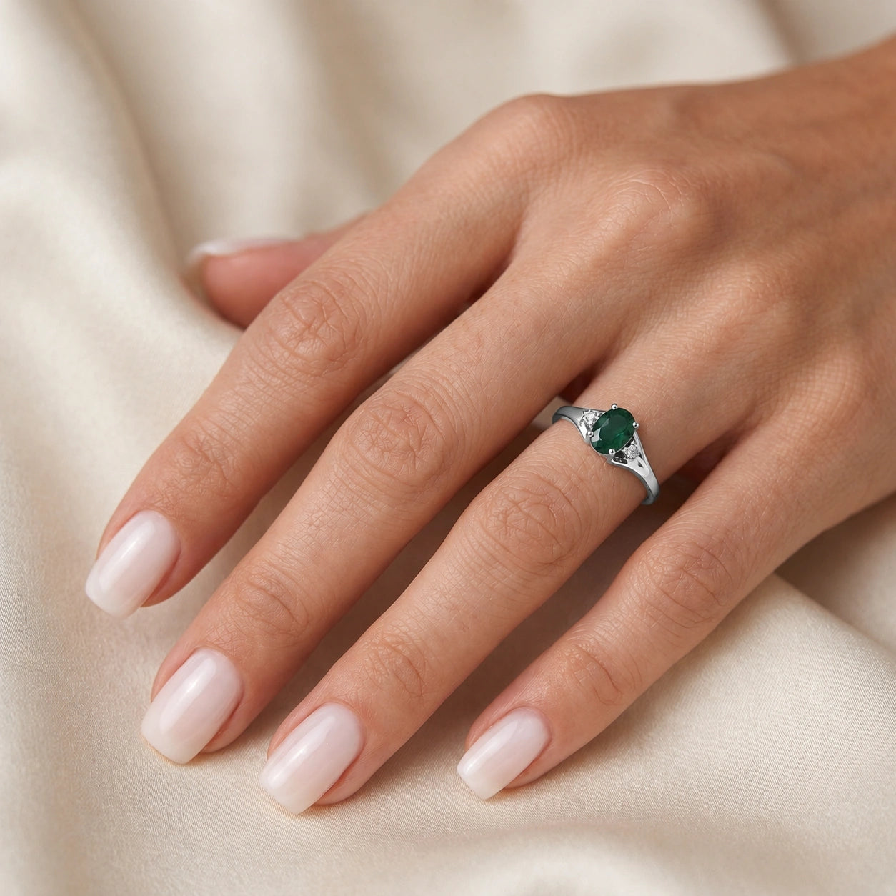 White Gold Celeste Ring Emerald 10K — Ernesta