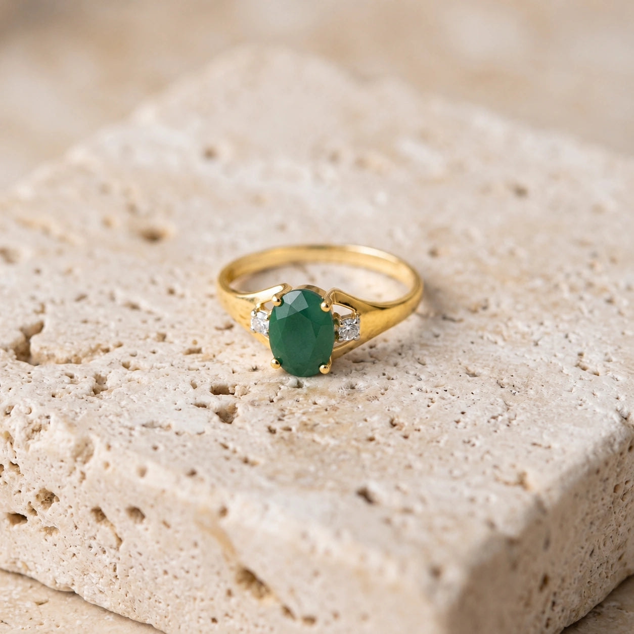 Yellow Gold Celeste Ring Emerald 10K — Ernesta