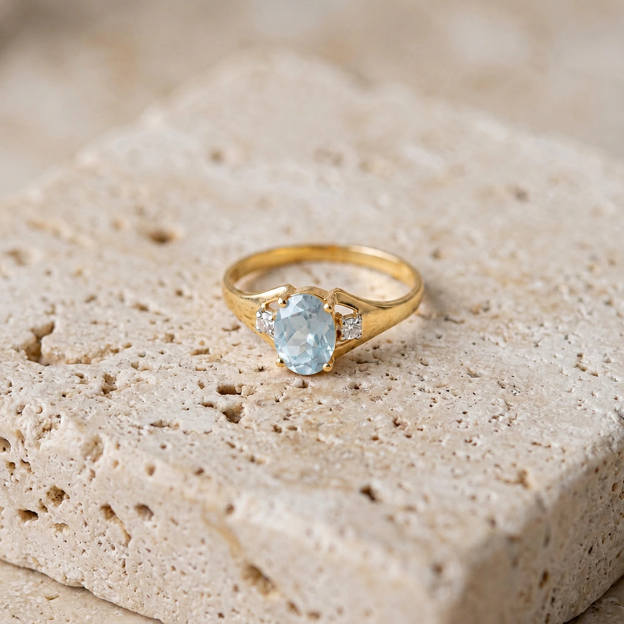 Yellow Gold Celeste Ring Aquamarine 10K — Ernesta