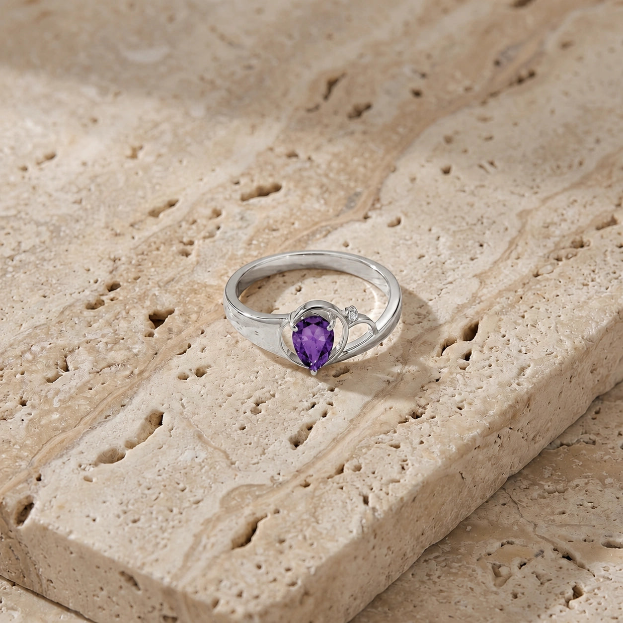 White Gold Diamond & Amethyst — Isabella