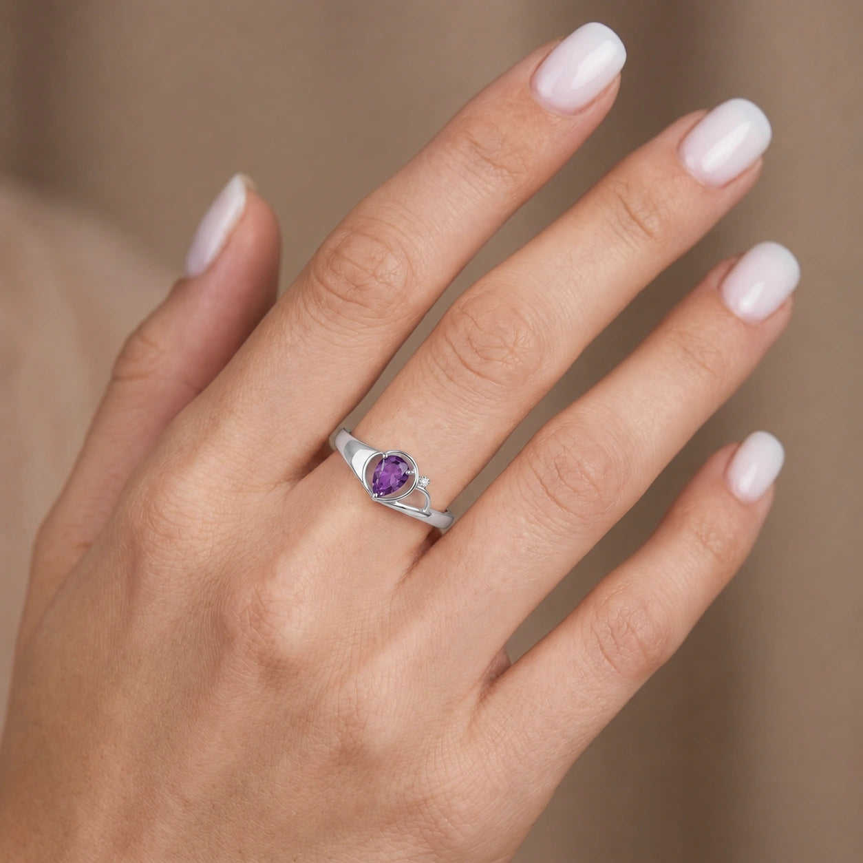 White Gold Diamond & Amethyst — Isabella