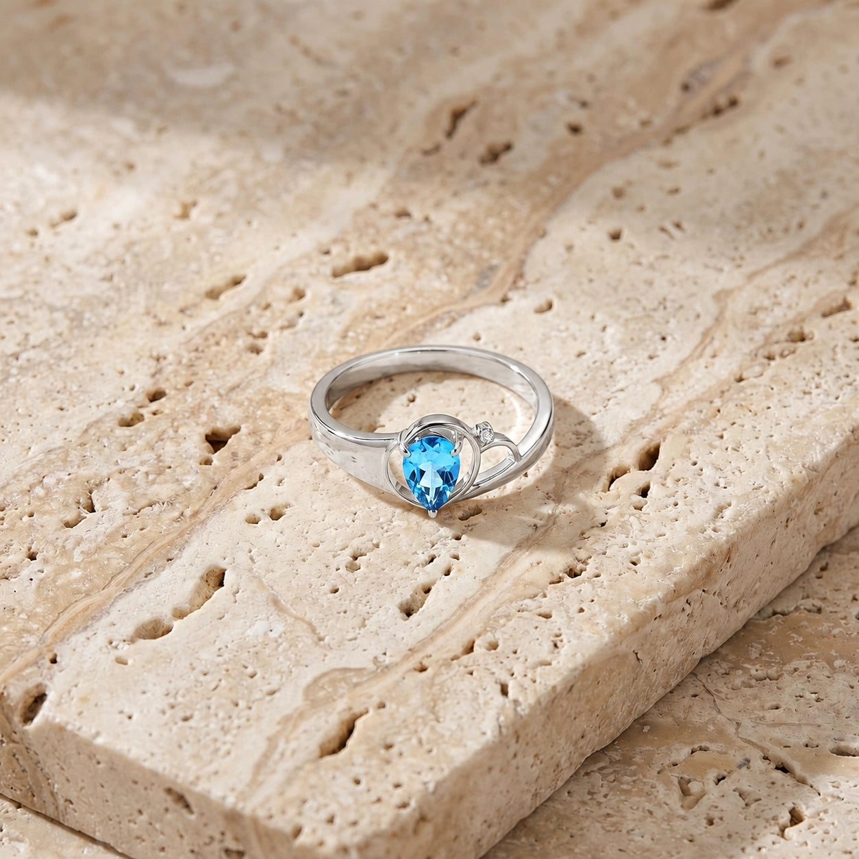 White Gold Diamond & Blue Topaz — Isabella