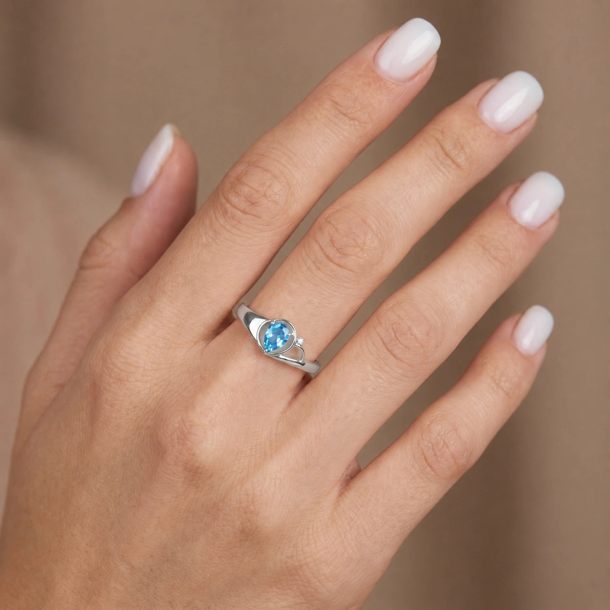 White Gold Diamond & Blue Topaz — Isabella