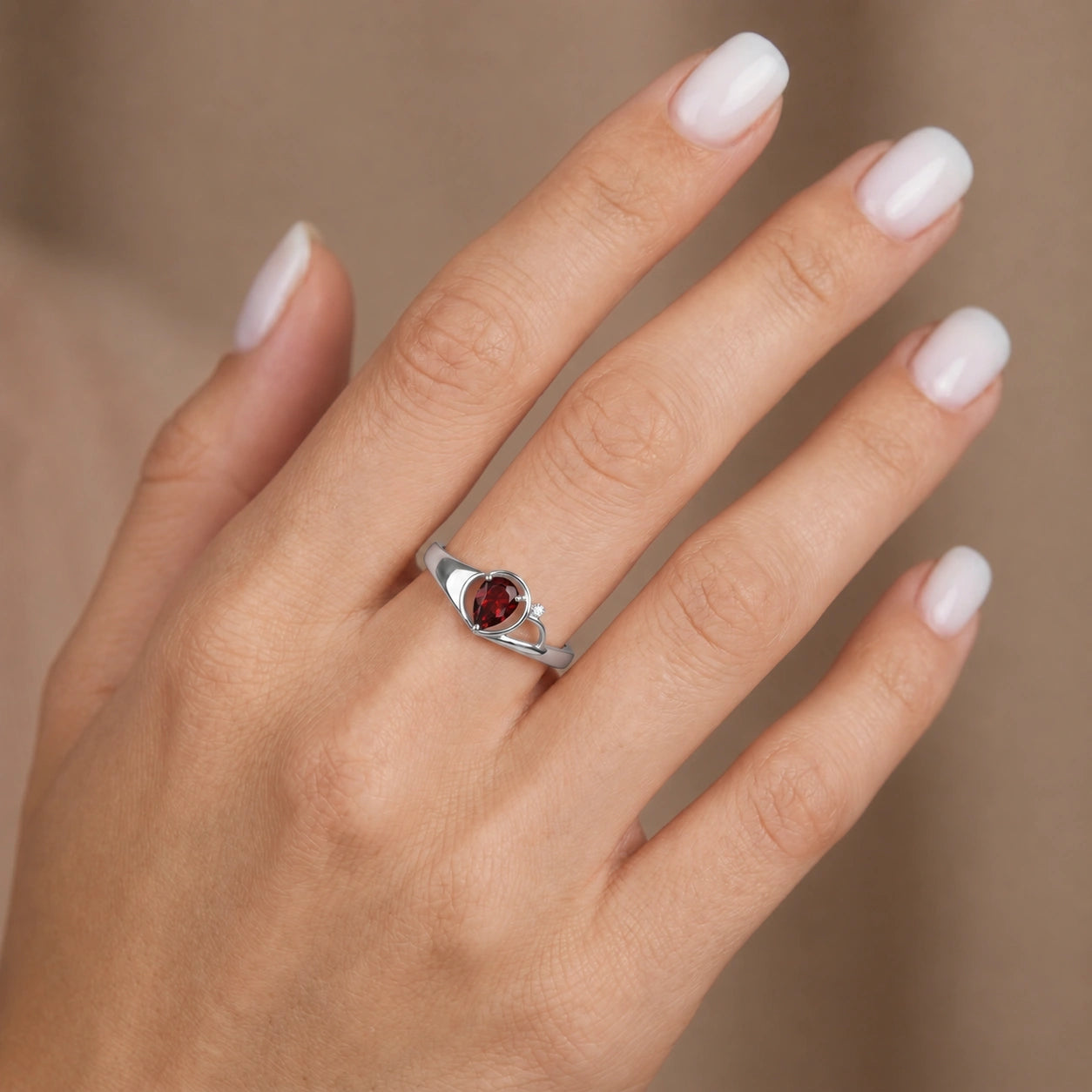 White Gold Diamond & Garnet — Isabella