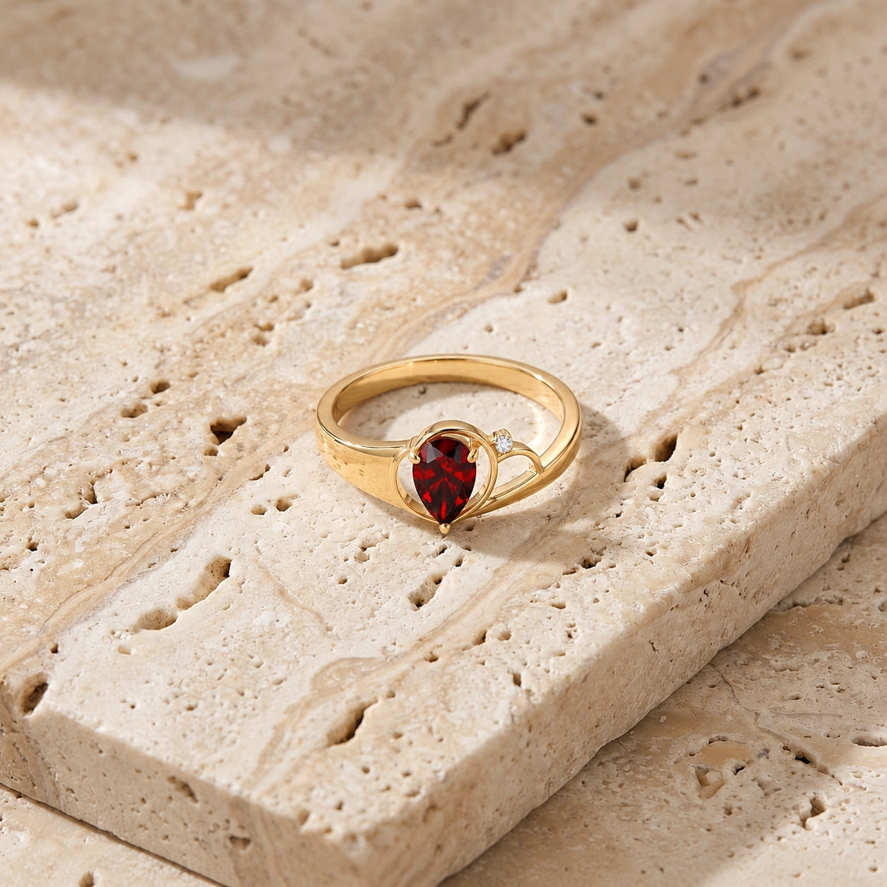 Yellow Gold Diamond & Garnet — Isabella