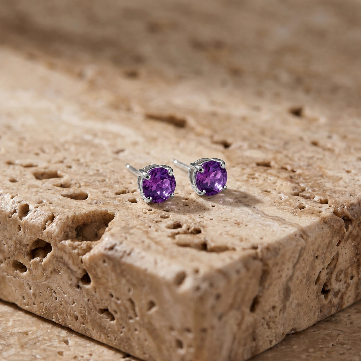 White Gold Petal Earrings Amethyst 10K — Luna