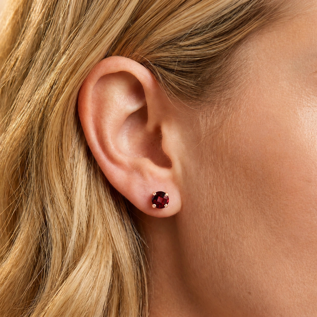 Rose Gold Petal Earrings Garnet 10K — Luna