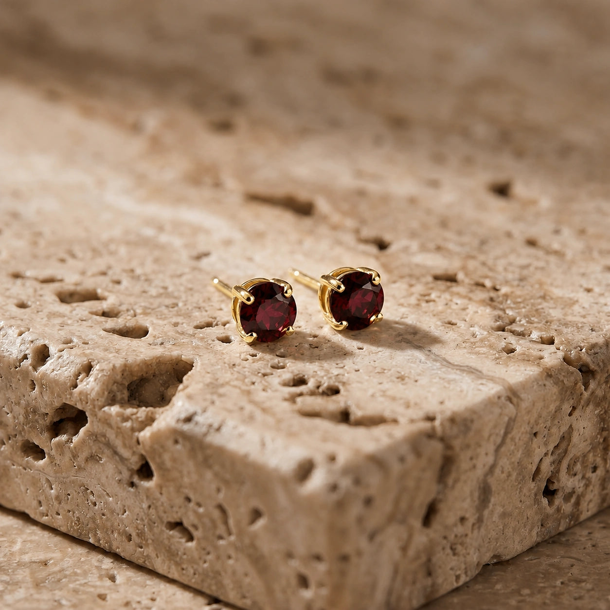 Yellow Gold Petal Earrings Garnet 10K — Luna