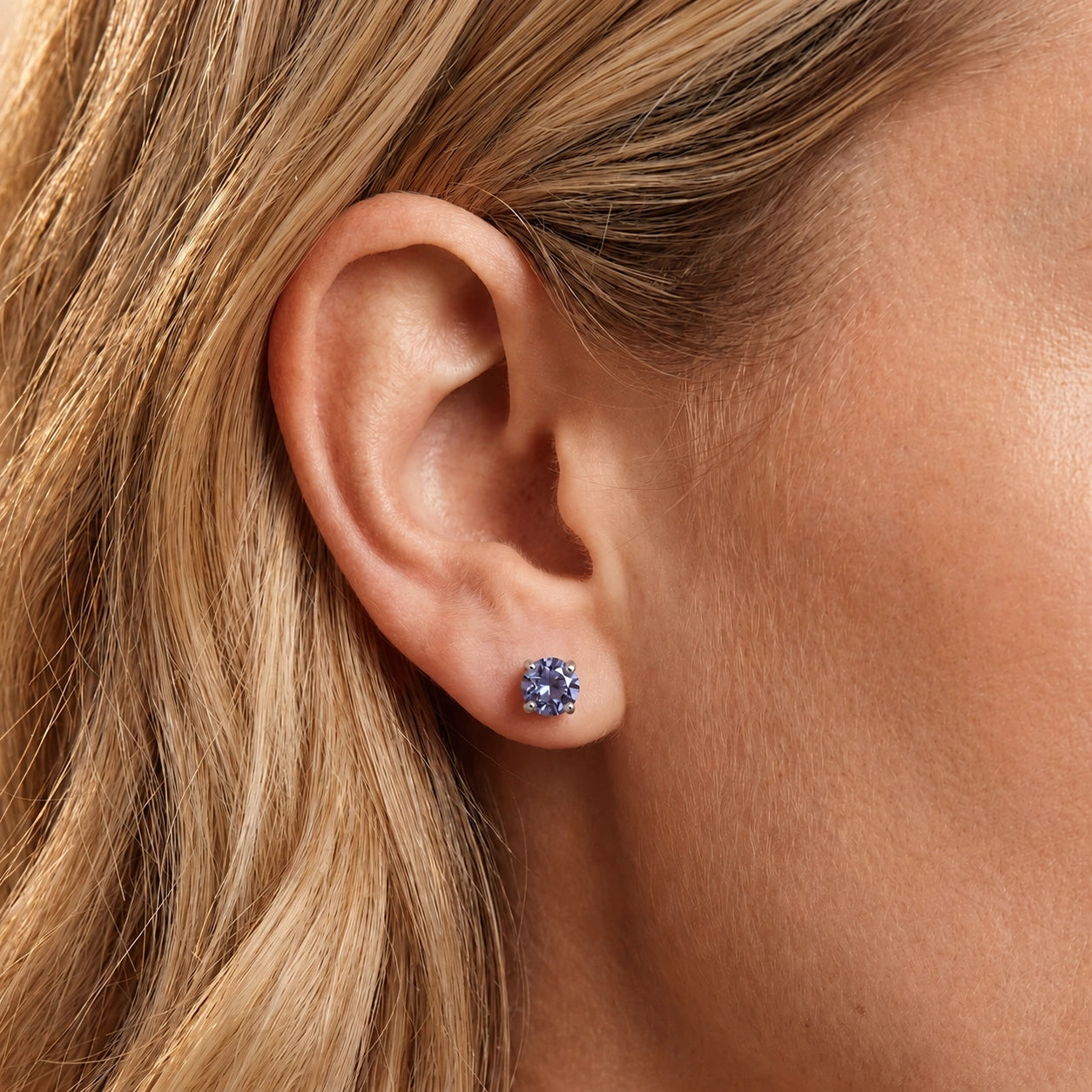 White Gold Petal Earrings Tanzanite 10K — Luna