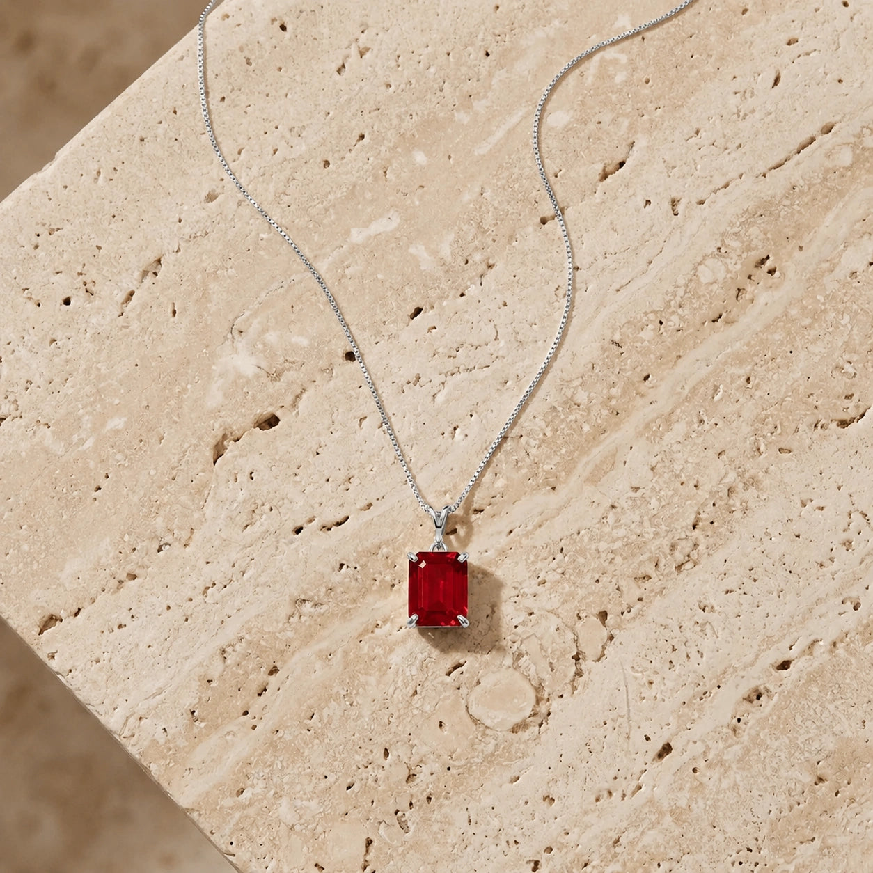 White Gold Belle Necklace Garnet 10K — Isaura
