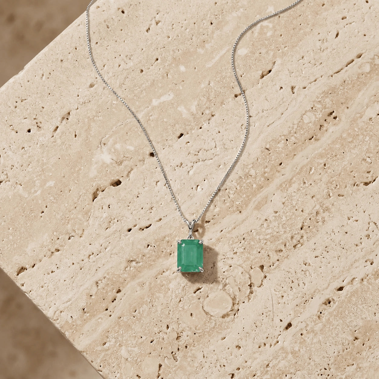 White Gold Belle Necklace Green Amethyst 10K — Isaura