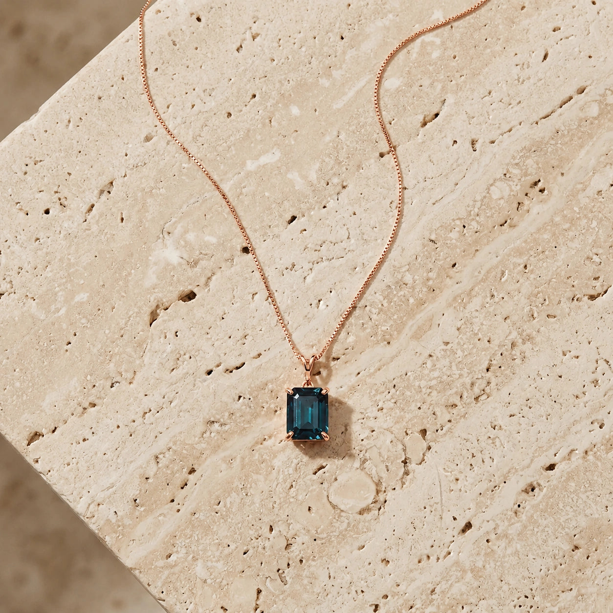 Rose Gold Belle Necklace Sapphire 10K — Isaura