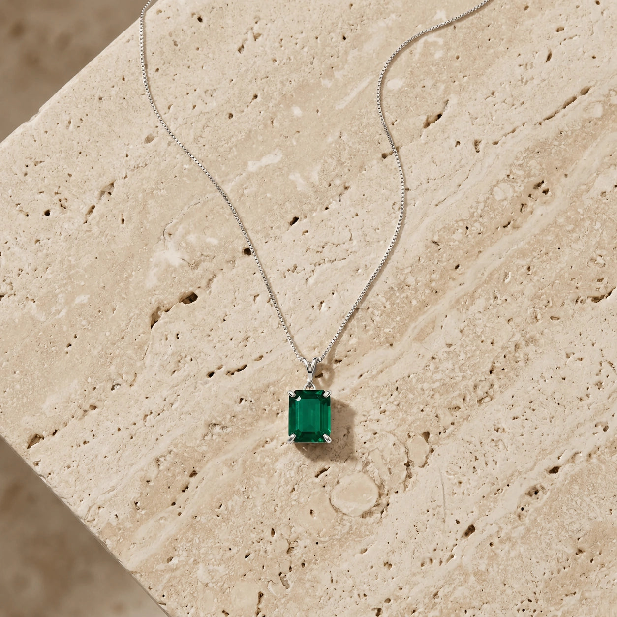 White Gold Belle Necklace Sapphire 10K — Isaura