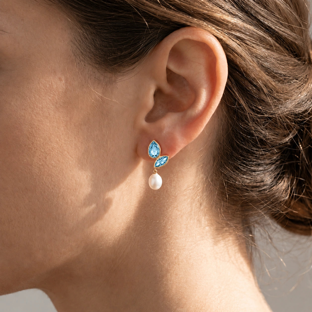 Yellow Gold Blue Topaz & Pearl — Isodora