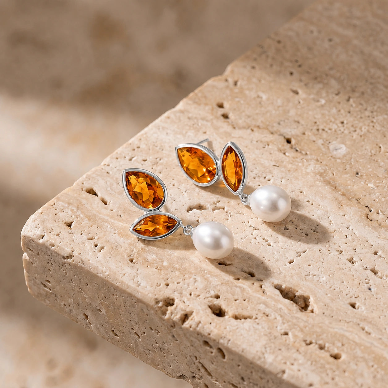 White Gold Citrine & Pearl — Isodora