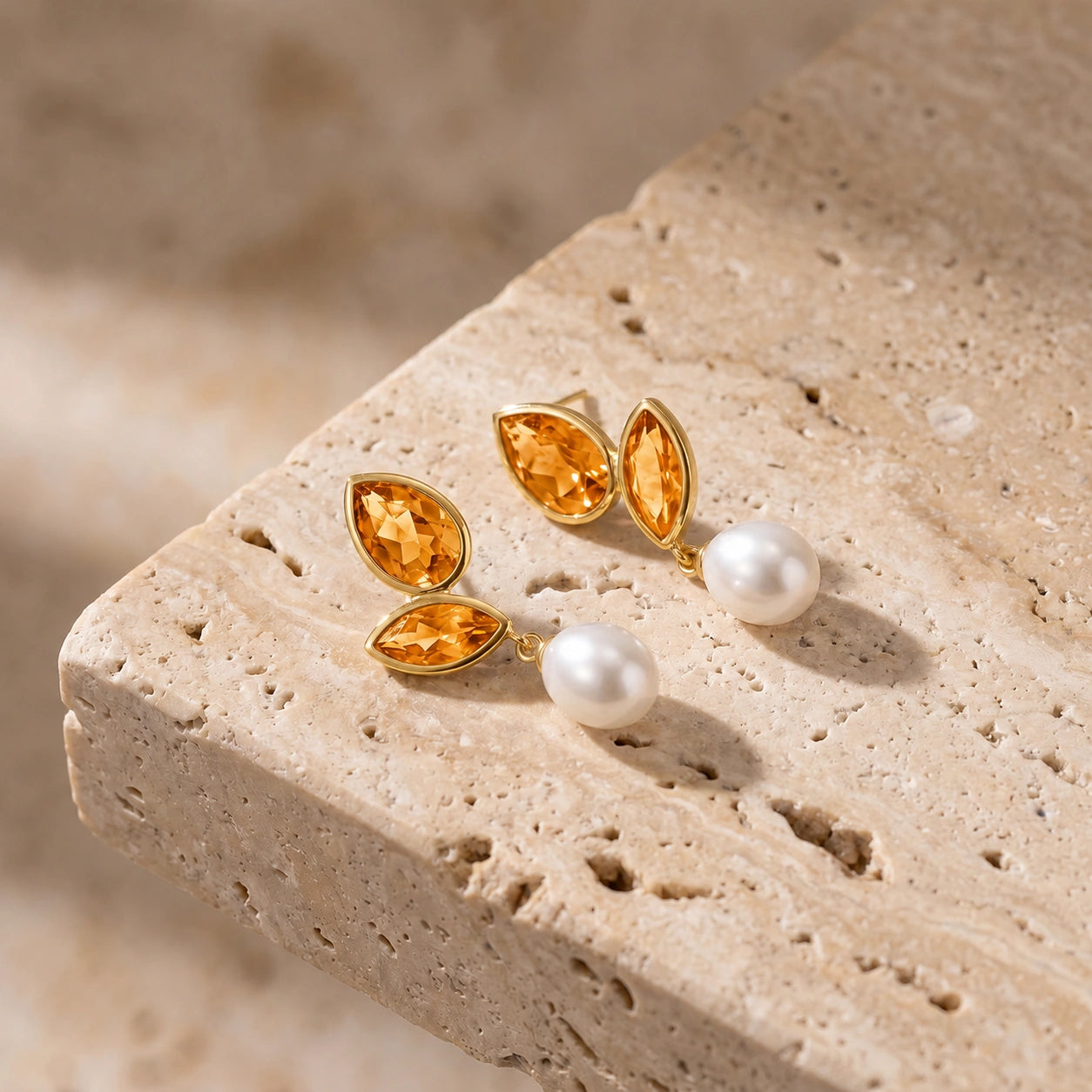 Yellow Gold Citrine & Pearl — Isodora