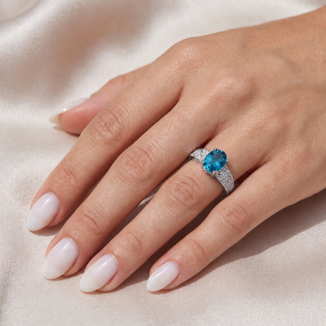 White Gold Diamond & Blue Topaz — Caterina