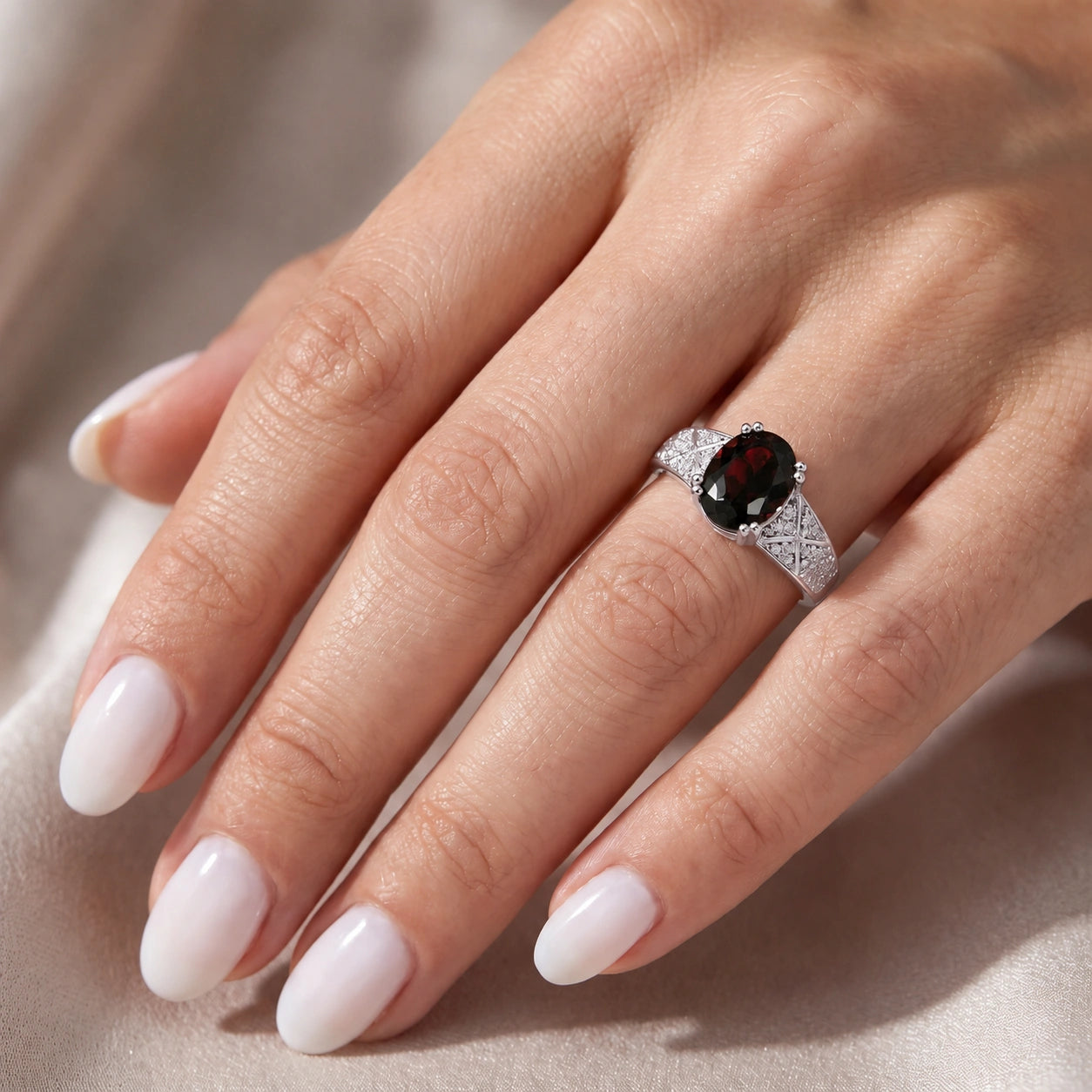 White Gold Diamond & Garnet — Caterina