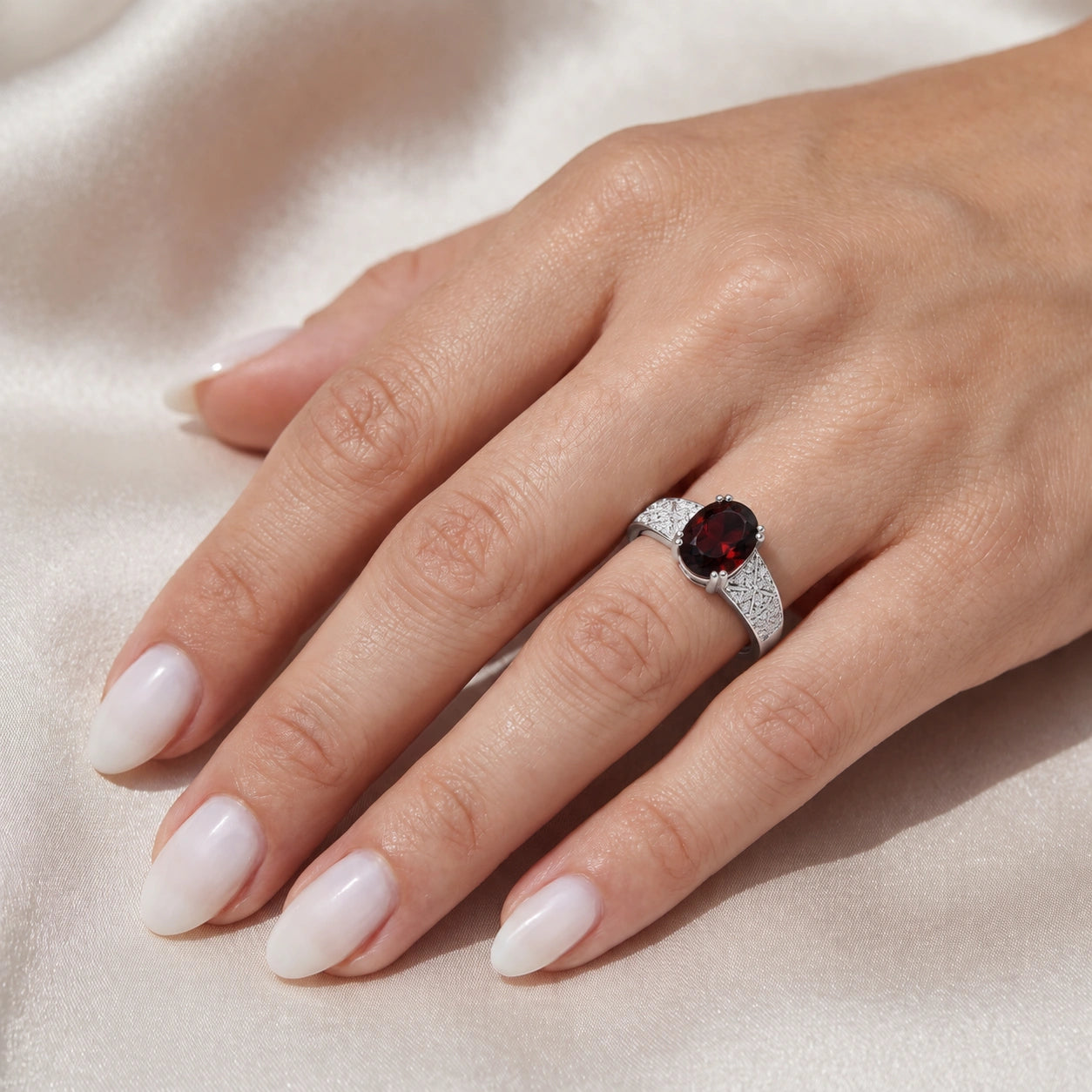 White Gold Diamond & Garnet — Caterina